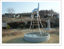 낙타-시간의 지평에 서다 - 정욱장(2011년) 조각품 사진