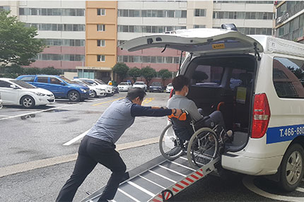 41회 장애인의 날 맞아 두리발 차량 무료 운행(383명)