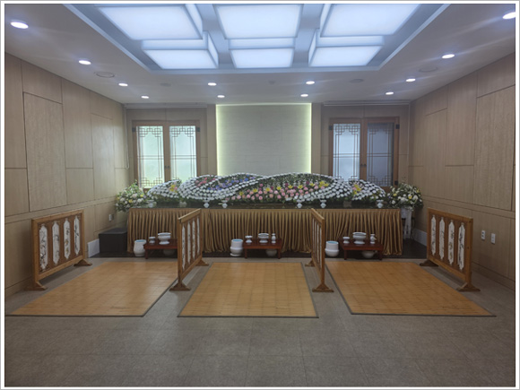 공영장례사진2